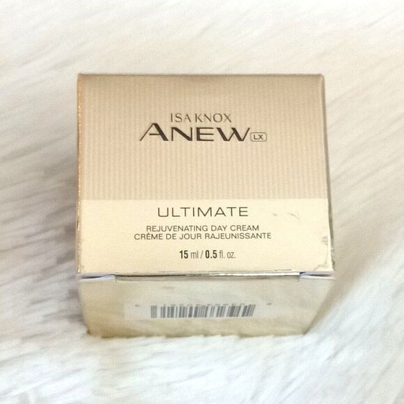 AVON ISA KNOX ANEW ULTIMATE REJUVENATING DAY CREAM Travel Size (0.5 fl oz)~ NEW! - Picture 2 of 5